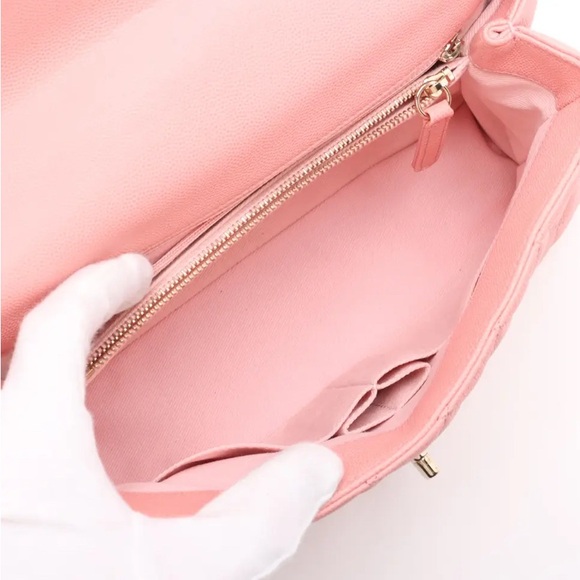 CHANEL Coco Pink Cavier Top Handle bag - Picture 2 of 4